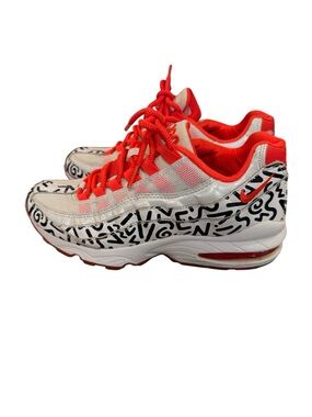 Nike Air 95 QS GS youth size 6